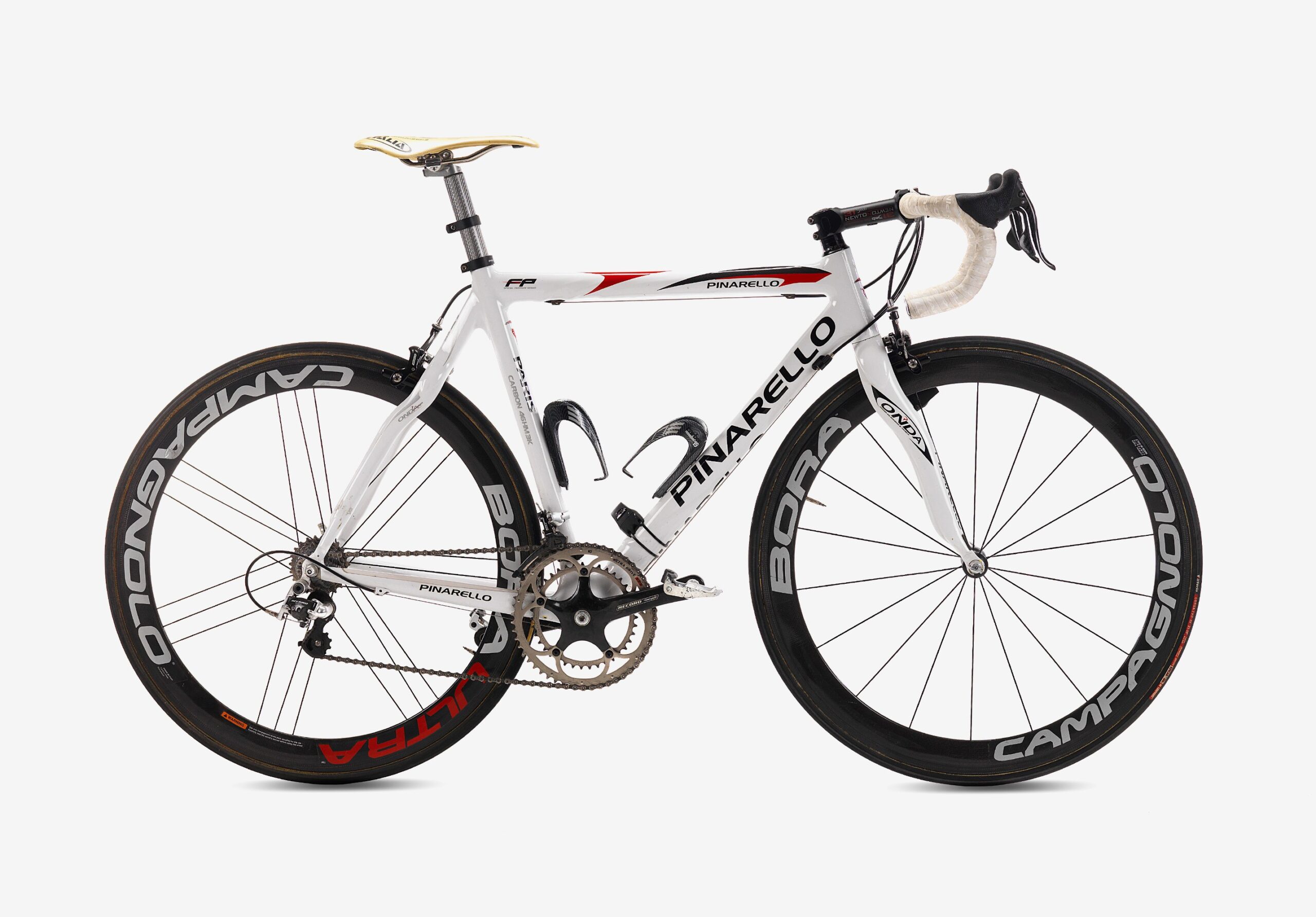 Dona da Pinarello compra participação na Campagnolo: o que muda