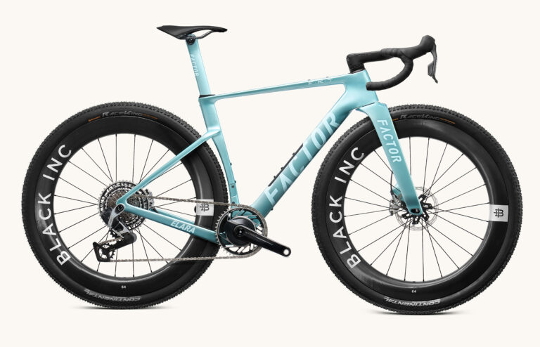 Factor Elara — gravel de competição na cor Virescent Blue com SRAM Red
