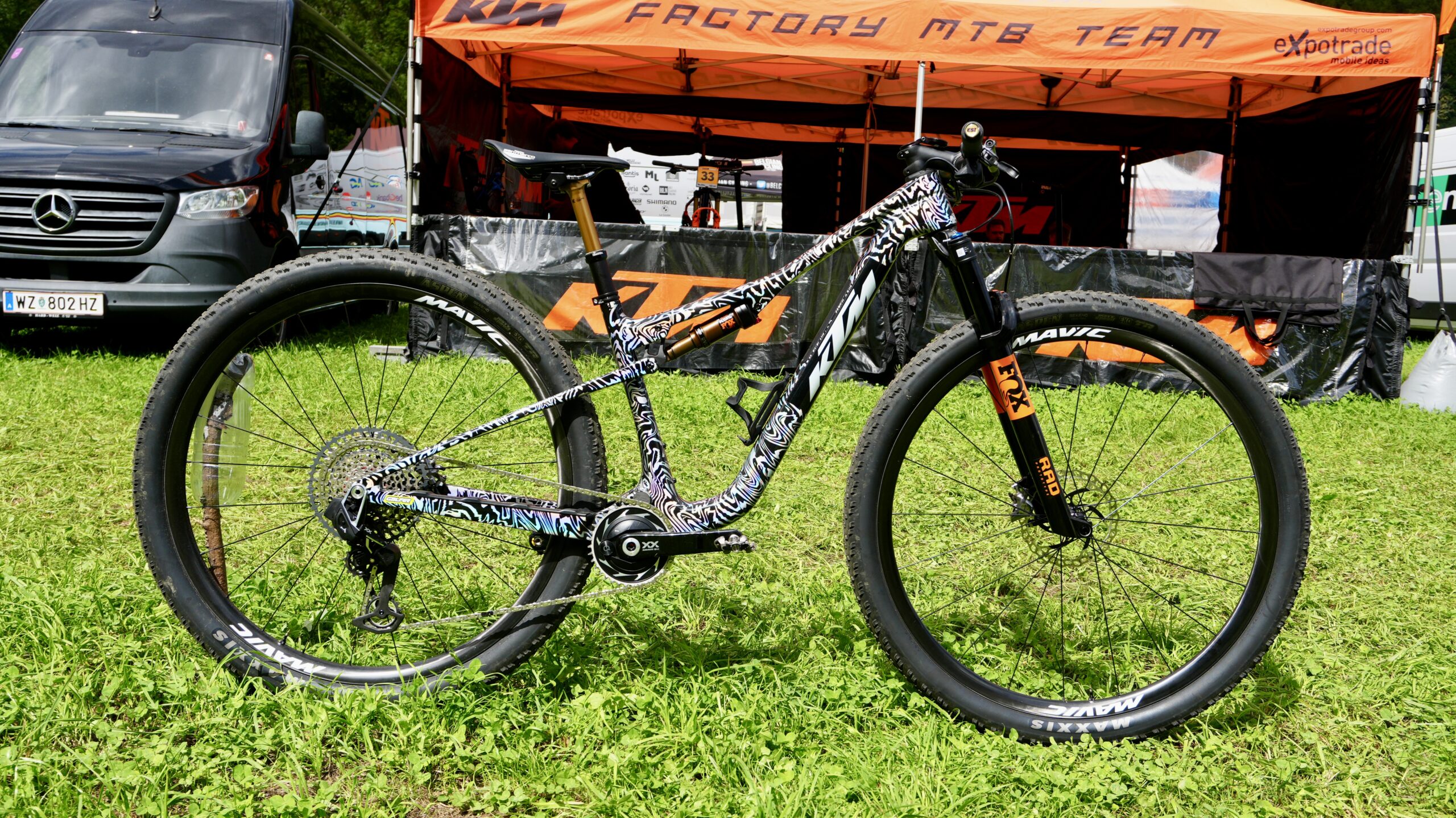 KTM Factory MTB Team Scarp XC com rodas de 32 polegadas Val di Sole 2026
