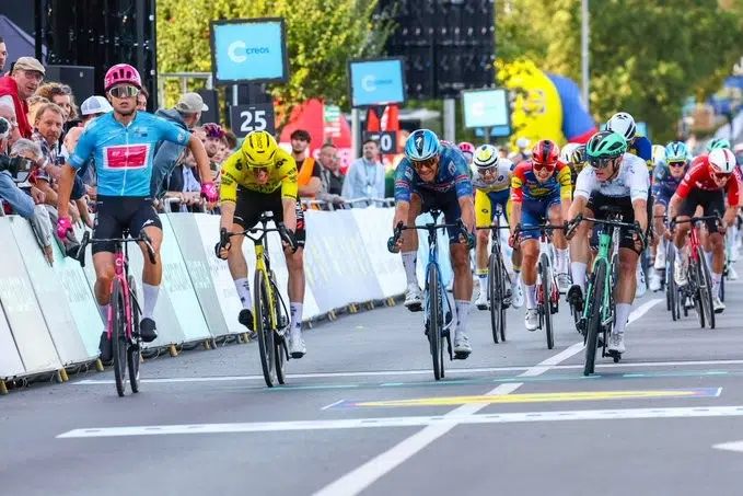 Sprint final da Etapa 2 do Tour de Luxembourg 2026
